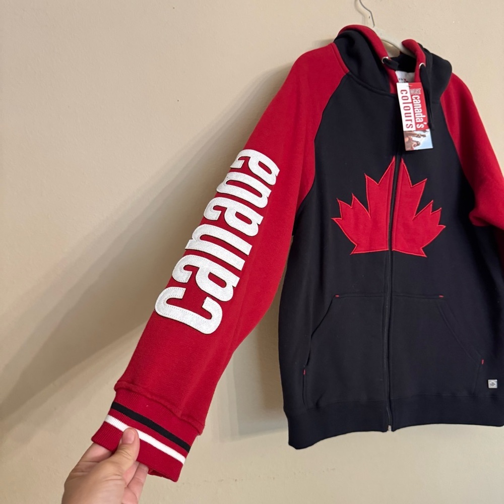 It's Fun To Be Canadian Hoodie Sweater Jacket Size Medium Red Black White NEW